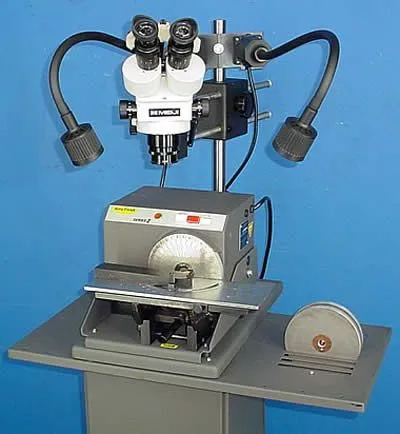 loupe-binoculaire-de-controle-industriel-meiji-15-12-2022-e08-5-000493-1