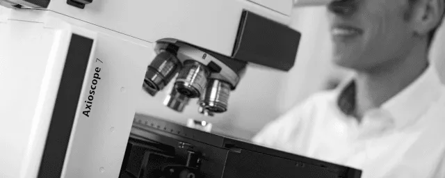 Microscope Optique pour le Contrôle d'Amiante
