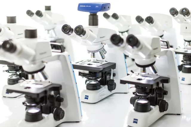 PrimoStar 3 Zeiss Microscope de Qualité pour Applications de Routine