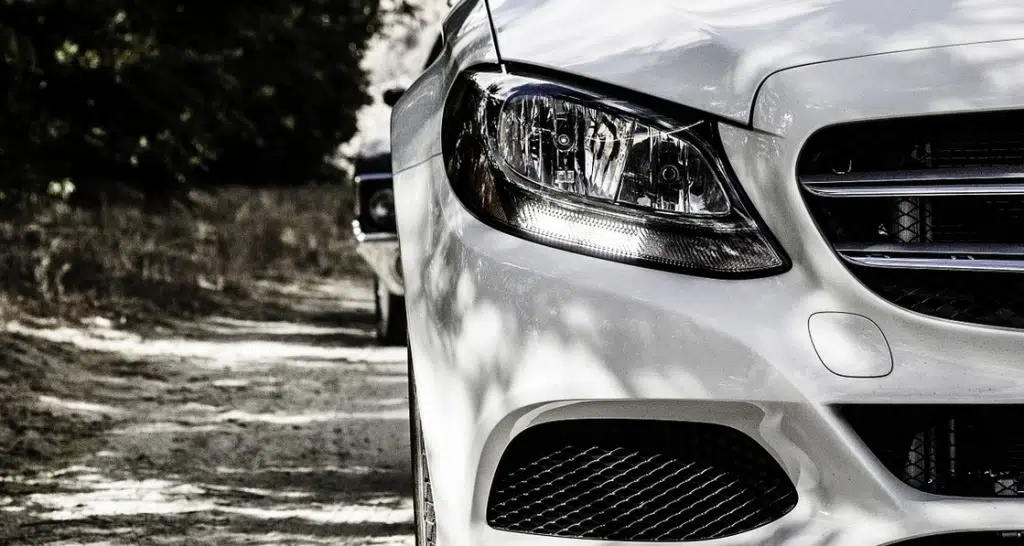 Lentilles et Systmes Optiques pour Equipementiers Automobiles