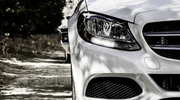 Lentilles et Systèmes Optiques pour Equipementiers Automobiles